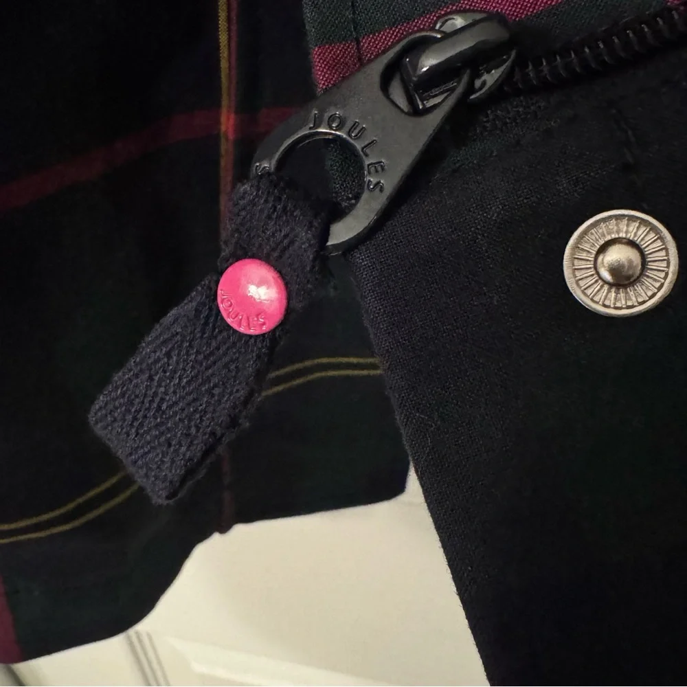 Joules Right as Rain Print Waterproof Hooded Jacket - Picture 9 of 10